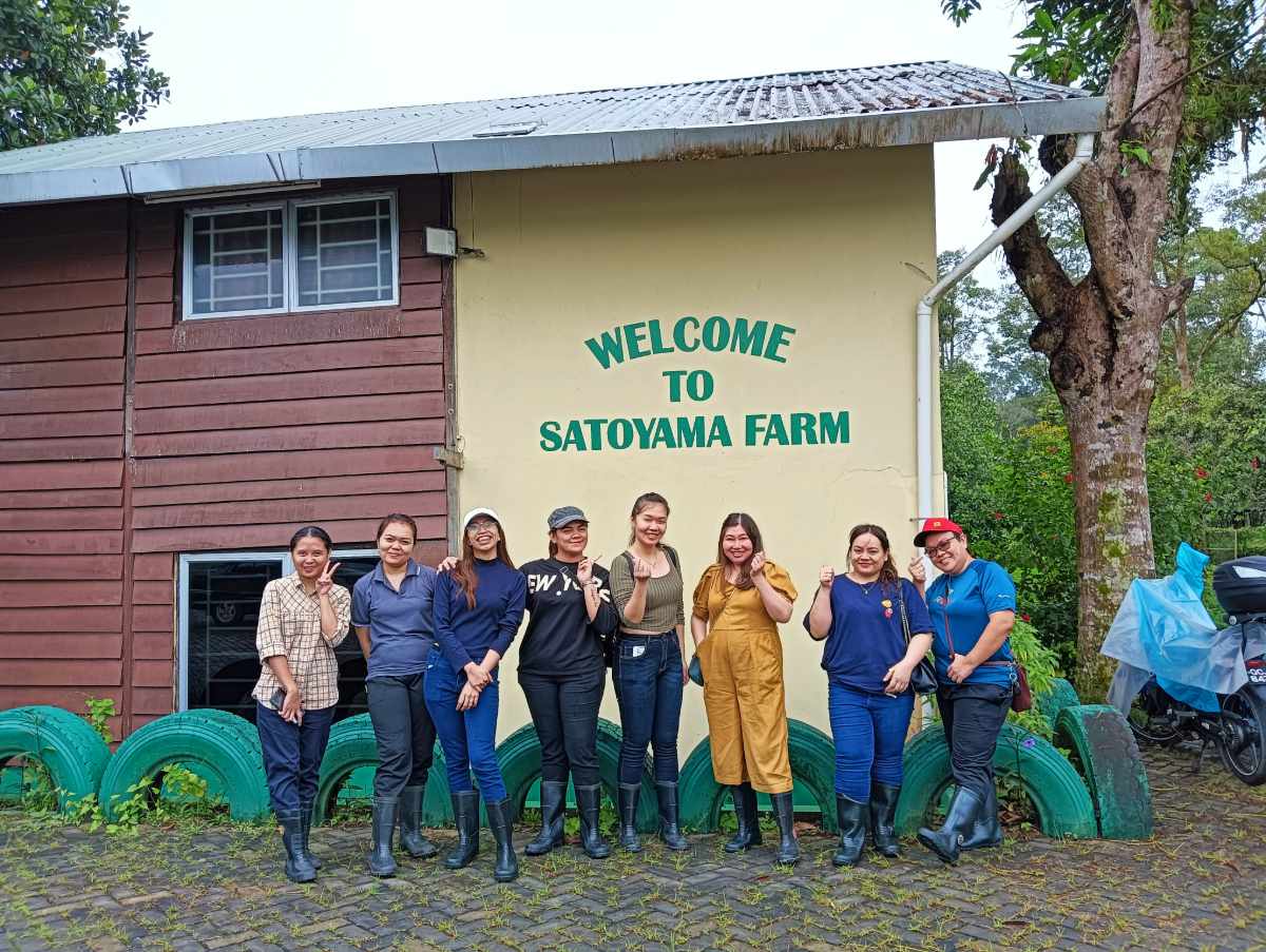Satoyama Farm tour activity with visitors